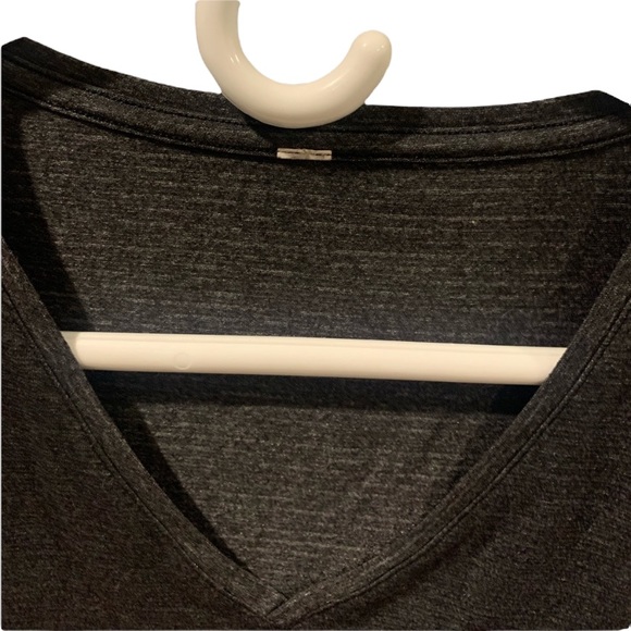 🌟3/$50 Soft Grey Lululemon T-Shirt - Picture 4 of 5